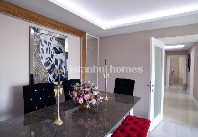 ملک نوساز با چشم انداز دریا در استانبول، بیلیکدوزو 15