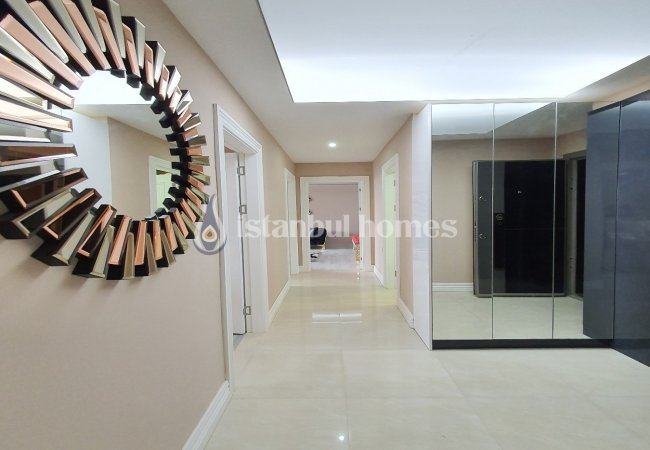 ملک نوساز با چشم انداز دریا در استانبول، بیلیکدوزو 13