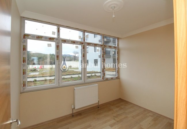 Meer Und Stadt Blick Wohnungen In Einem Komplex In Kartal 13