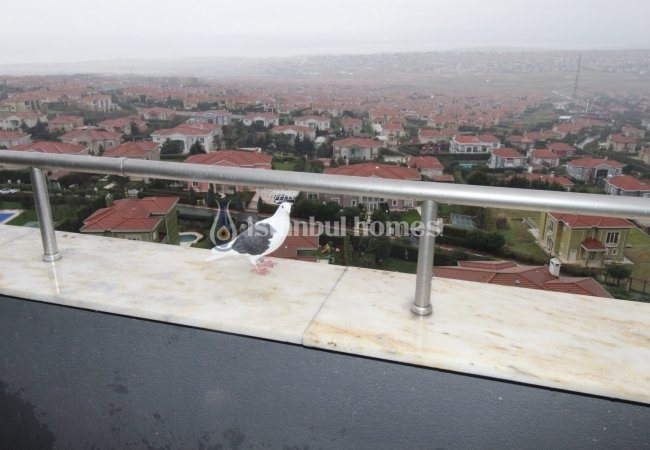 Büyükçekmece’de Geniş ve Ferah Satılık 2+1 Dubleks Daire 23