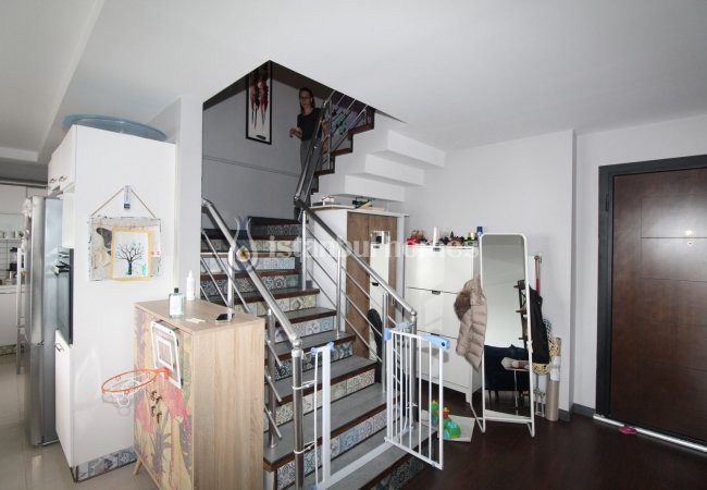 Büyükçekmece’de Geniş ve Ferah Satılık 2+1 Dubleks Daire 13