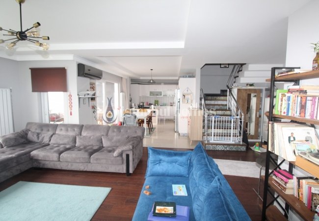 Büyükçekmece’de Geniş ve Ferah Satılık 2+1 Dubleks Daire 7