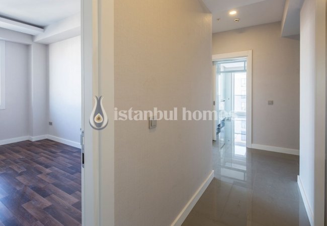 Modern Property Close to Transportation Points in Zeytinburnu 17