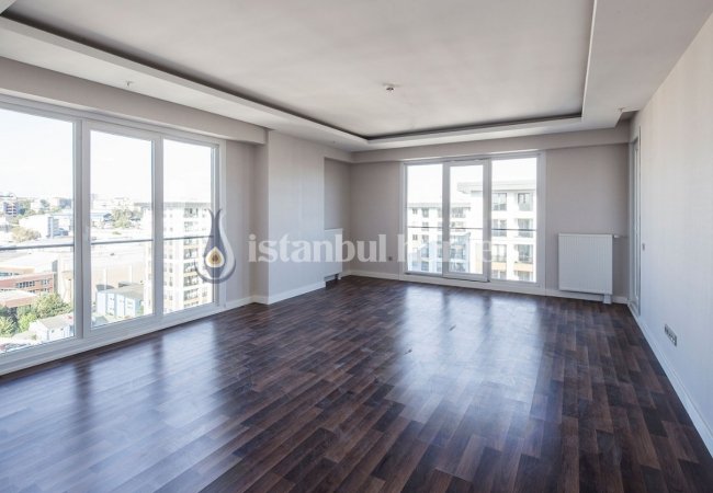 Modern Property Close to Transportation Points in Zeytinburnu 13
