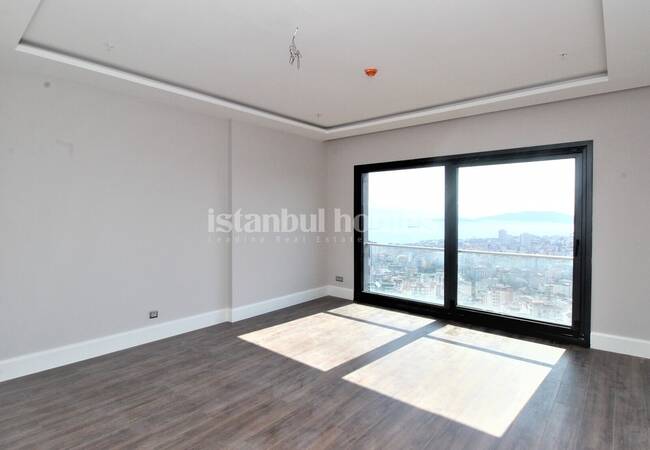 Kartal’da Sahile Yürüyüş Mesafesinde Havuzlu Sitede Daireler 16