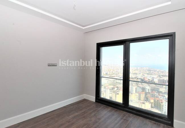 Kartal’da Sahile Yürüyüş Mesafesinde Havuzlu Sitede Daireler 17