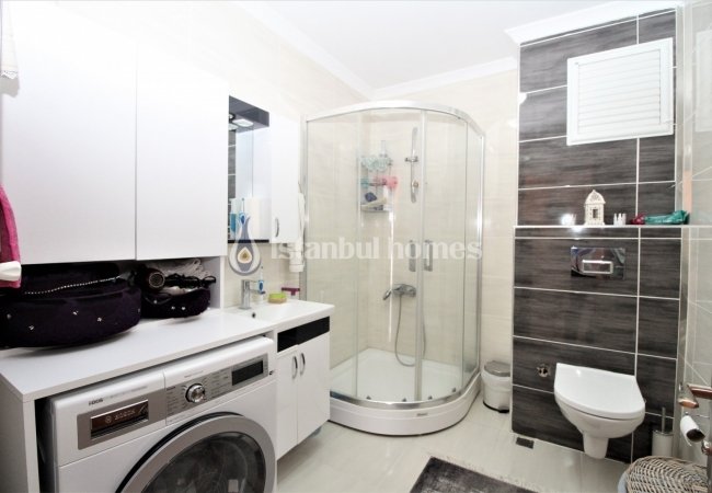 Двухуровневая Квартира в Комплексе с Бассейном в Аташехире 18