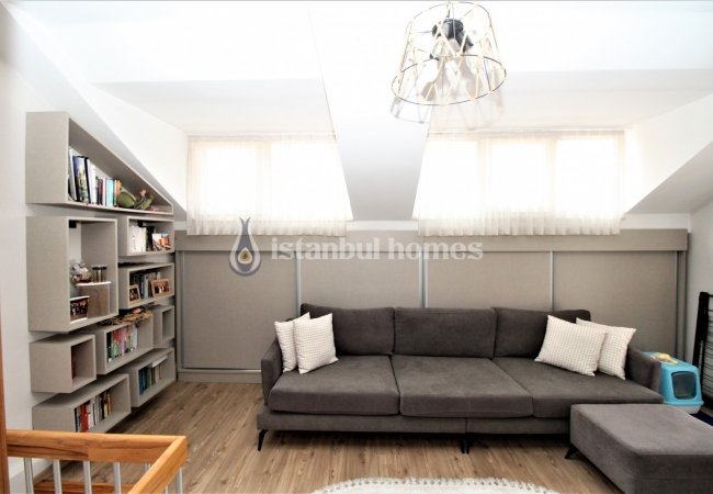 Двухуровневая Квартира в Комплексе с Бассейном в Аташехире 10