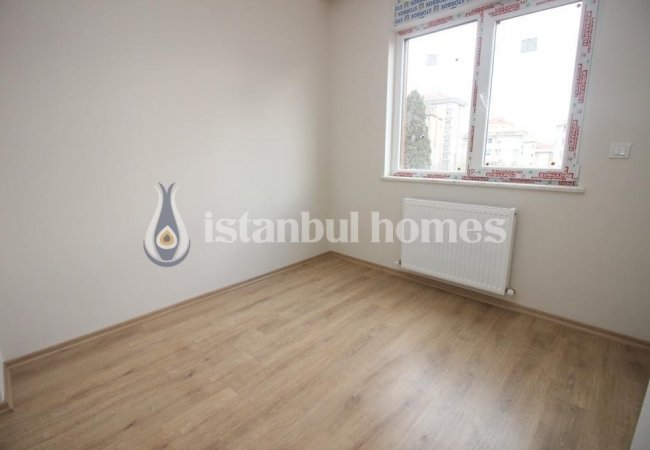 Kadıköy'de Merkezi Konumda Kapalı Otoparklı Apartman Dairesi 13