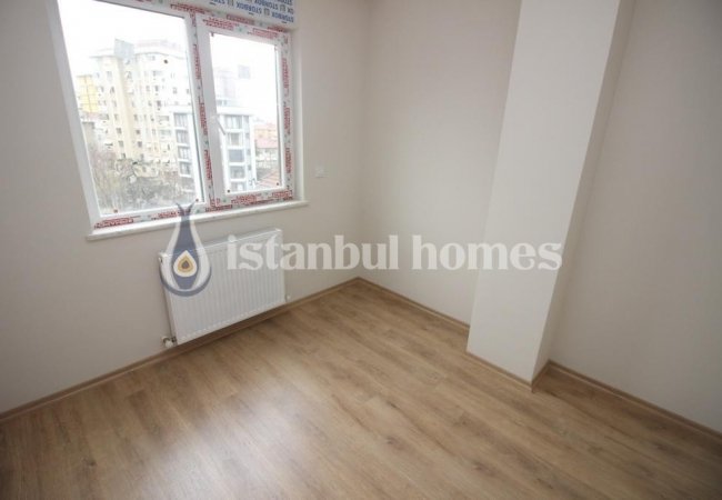 Kadıköy'de Merkezi Konumda Kapalı Otoparklı Apartman Dairesi 14