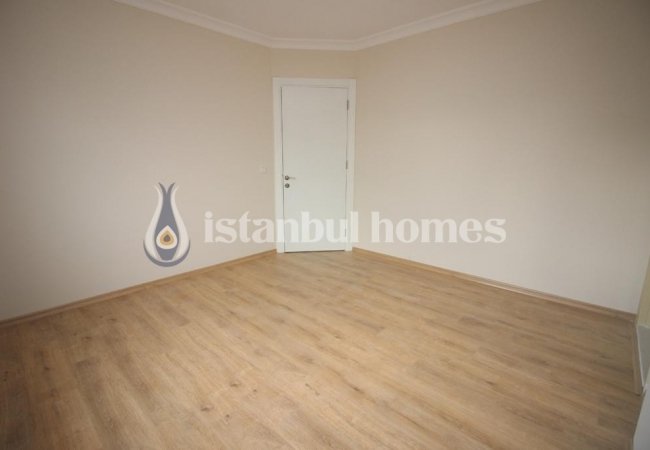 Kadıköy'de Merkezi Konumda Kapalı Otoparklı Apartman Dairesi 9