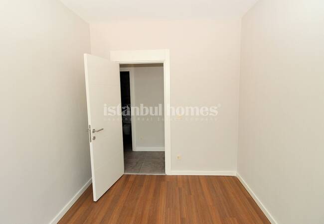 آپارتمان های واقع در یک مجتمع با استخر مشترک در کارتال 38