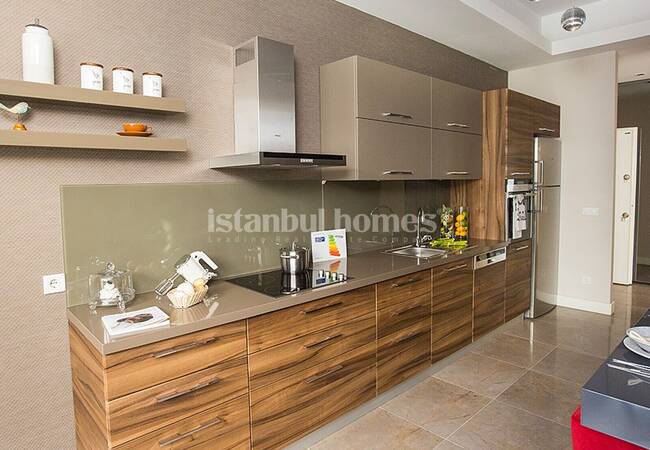 آپارتمان های واقع در یک مجتمع با استخر مشترک در کارتال 24