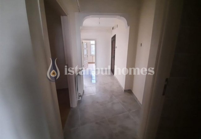 Advantageously Located Affordable 3+1 Apartment in Fatih 4