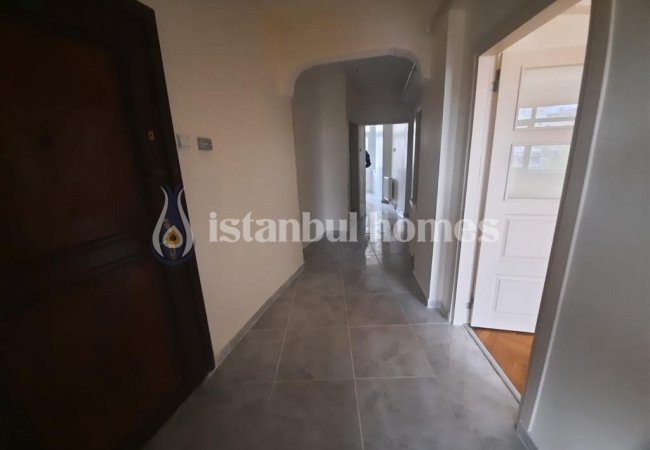 Advantageously Located Affordable 3+1 Apartment in Fatih 5
