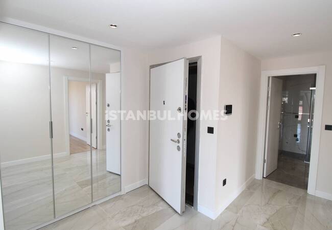 آپارتمان های سطح بالا واقع در یک مجتمع استخردار در استانبول 27