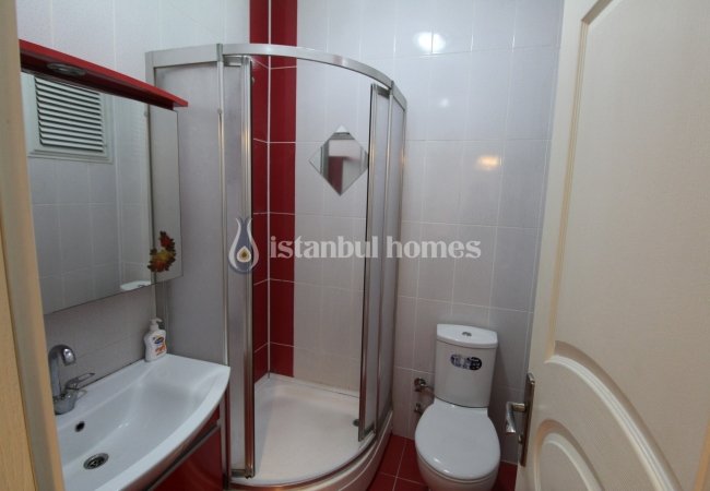 Duplex Apartment in a Privileged Location in Kagithane 14