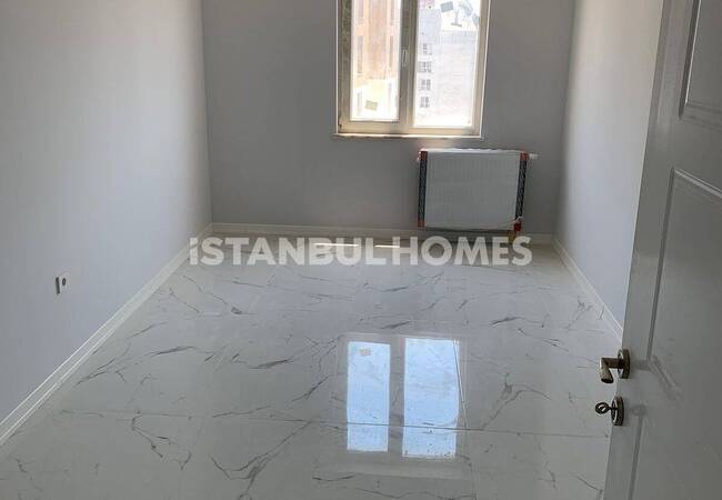 Esenyurt'ta Havuzlu ve Güvenlikli Site İçinde Daireler 16