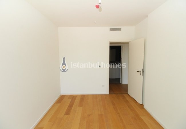 City View Cheap Flat Close to Metro and Metrobus in Kadıköy 20