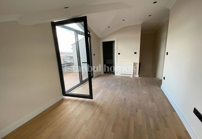 Duplex Uskudar Apartment with Stunning Bosphorus Views 17