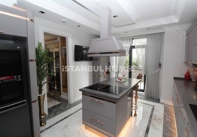 Horizontal Gebaute Luxushäuser In Büyükçekmece 17