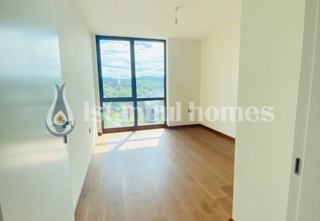 Zekeriyaköy'de Site İçinde Zengin Olanaklı Lüks Villalar 13