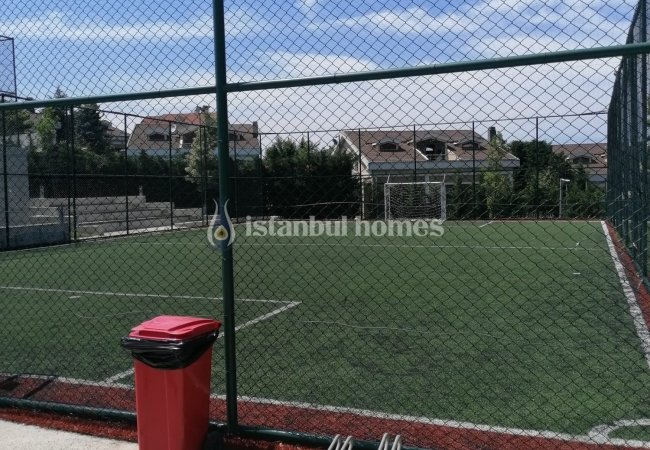 Zekeriyaköy'de Site İçinde Zengin Olanaklı Lüks Villalar 21