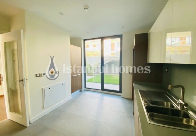 Zekeriyaköy'de Site İçinde Zengin Olanaklı Lüks Daireler 11