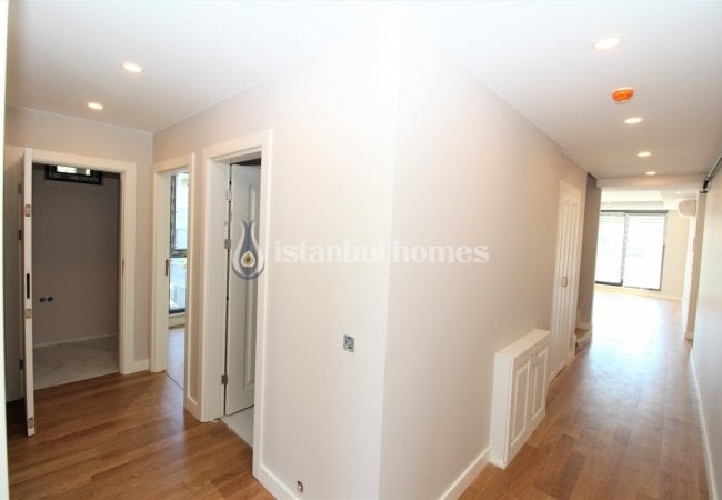 Üsküdar Sahilde Kız Kulesi ve Boğaz Manzaralı Dubleks Daire 33