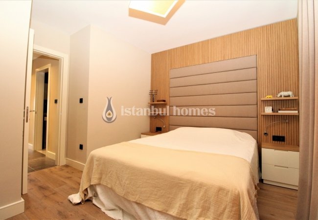 Well-designed Sea View Apartment for Sale in Istanbul Adalar 36