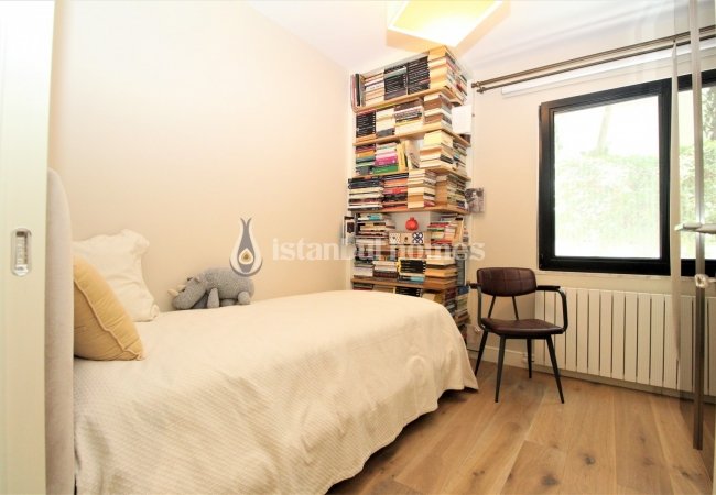 Well-designed Sea View Apartment for Sale in Istanbul Adalar 38