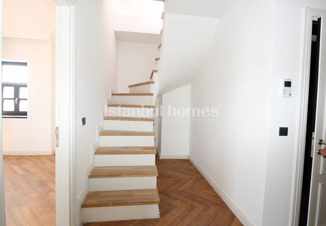 Wohnungen In Beyoglu Mit Italienischem Baustil 10