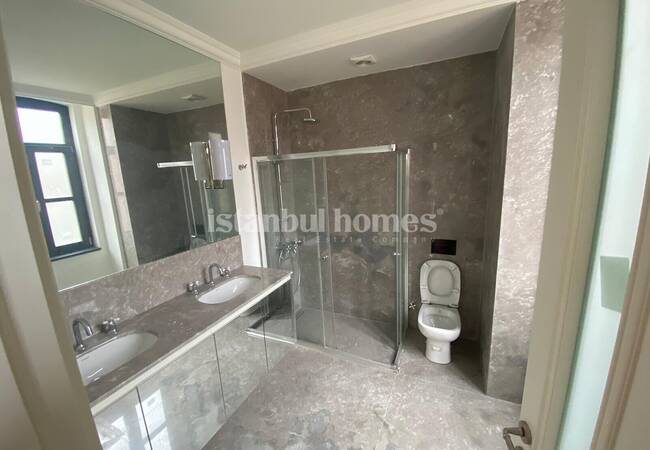 Wohnungen In Beyoglu Mit Italienischem Baustil 17