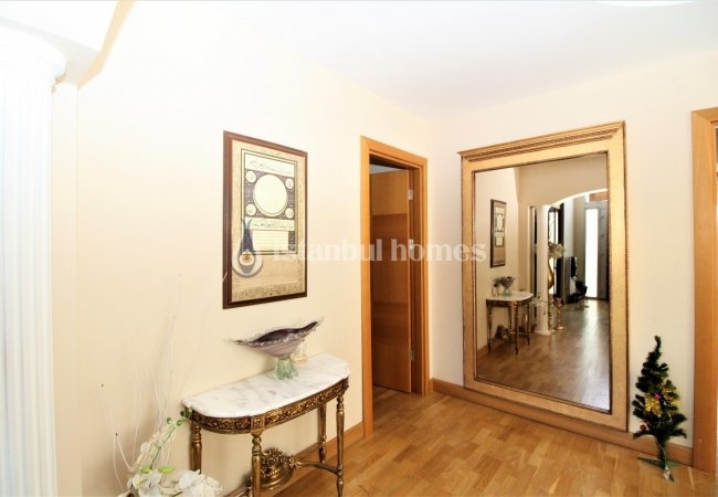 Well Located Triplex Villa in Tuzla Tepeoren 31