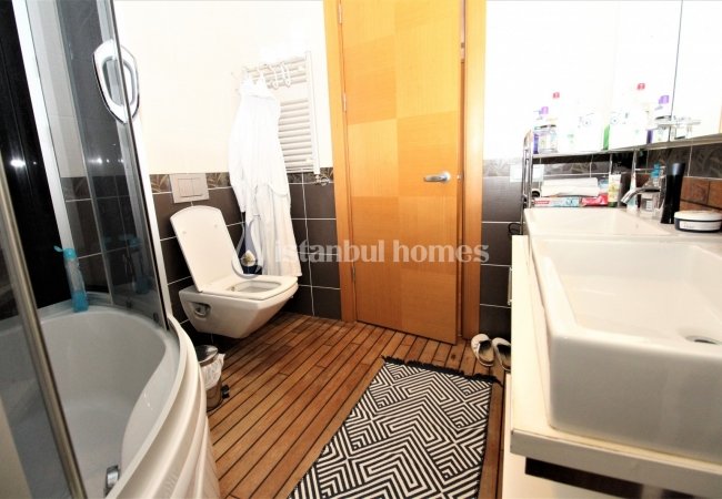 Well Located Triplex Villa in Tuzla Tepeoren 36