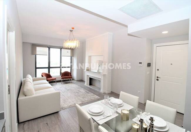 Flats in a Complex with Rich Social Amenities in Kadikoy 11
