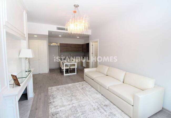 Flats in a Complex with Rich Social Amenities in Kadikoy 13