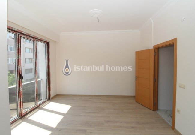 Centrally Located New Properties Near the Sea in Maltepe 5