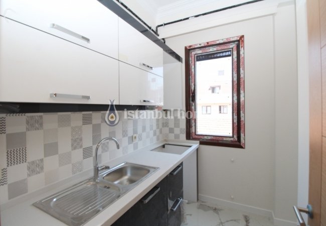 Centrally Located New Properties Near the Sea in Maltepe 7