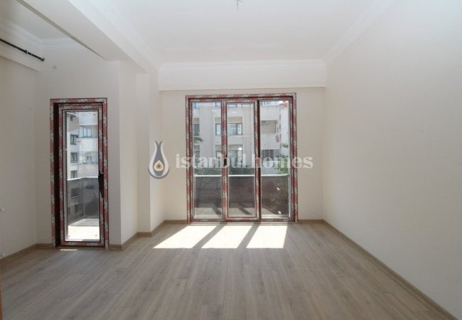 Centrally Located New Properties Near the Sea in Maltepe 3