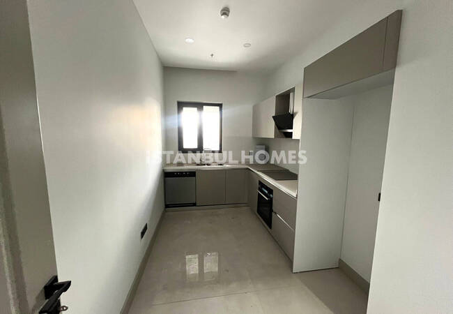 شقق فاخرة بالقرب من مترو الأنفاق في أتاشهير إسطنبول 8