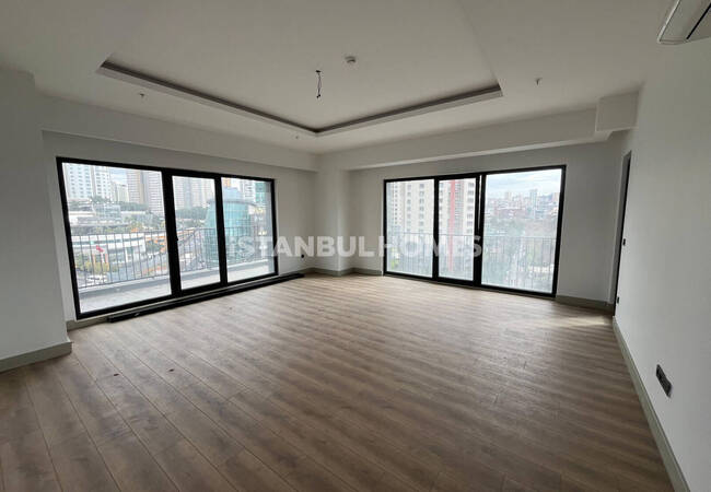 شقق فاخرة بالقرب من مترو الأنفاق في أتاشهير إسطنبول 5