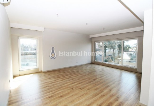 Modern Apartments in Maltepe Istanbul Close to D 100 Highway 8