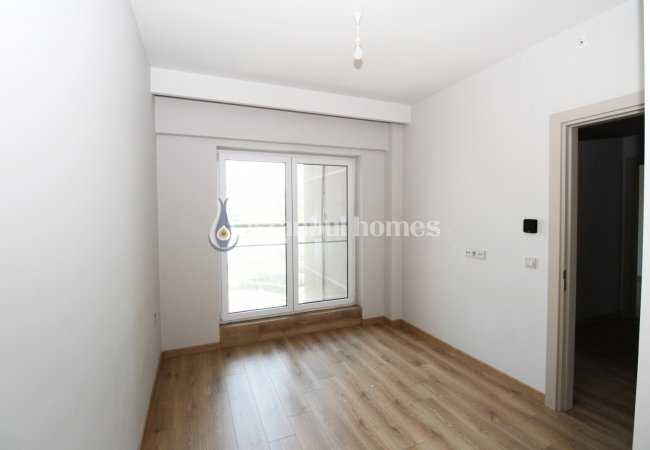 Modern Apartments in Maltepe Istanbul Close to D 100 Highway 22