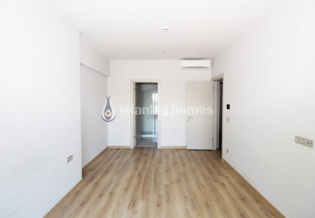 Modern Apartments in Maltepe Istanbul Close to D 100 Highway 16