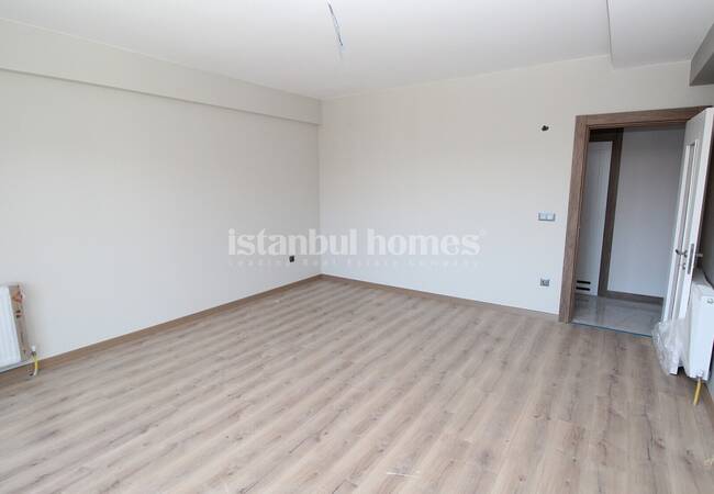 Real Estate in a Complex with Pools in Istanbul Silivri 15