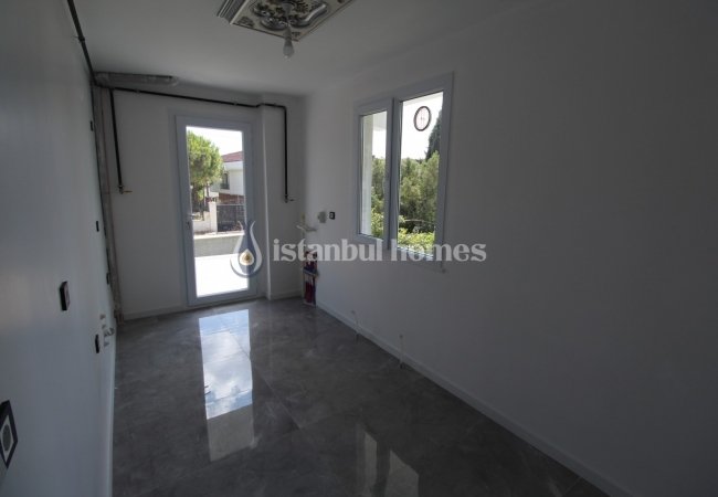 Отдельная Вилла с 2 Садами в Стамбуле, Бейликдюзю 21