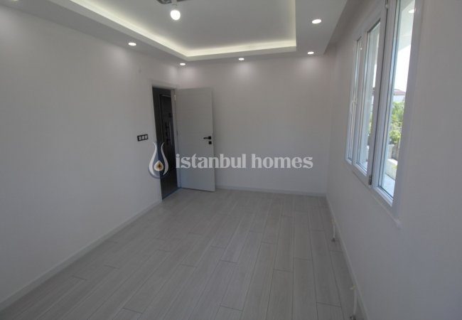 Отдельная Вилла с 2 Садами в Стамбуле, Бейликдюзю 24