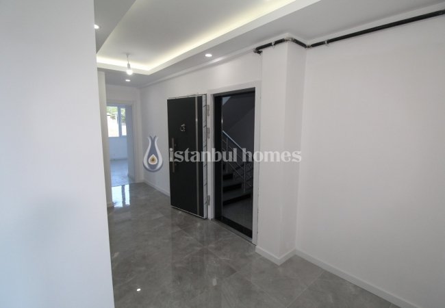 Отдельная Вилла с 2 Садами в Стамбуле, Бейликдюзю 27