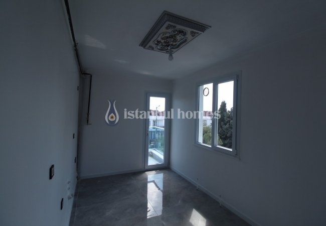 Отдельная Вилла с 2 Садами в Стамбуле, Бейликдюзю 35